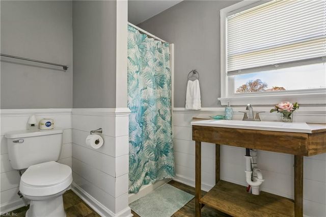 235 N First ST, Hampton, VA 23664