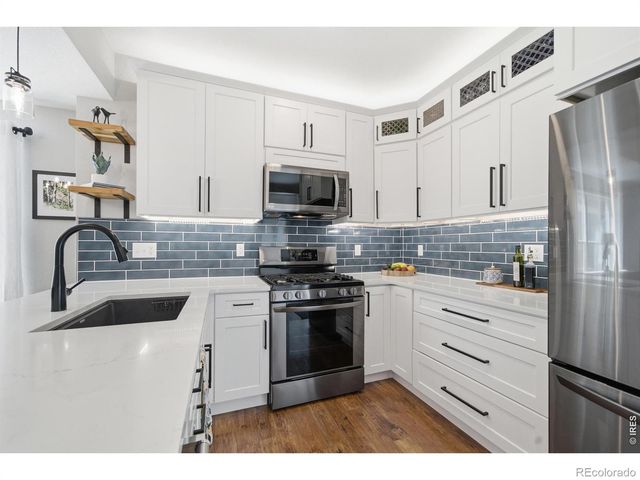 4039 Stoney Creek Drive, Fort Collins, CO 80525