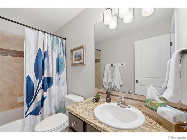 4039 Stoney Creek Drive, Fort Collins, CO 80525