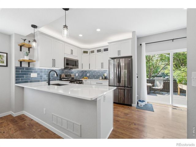 4039 Stoney Creek Drive, Fort Collins, CO 80525