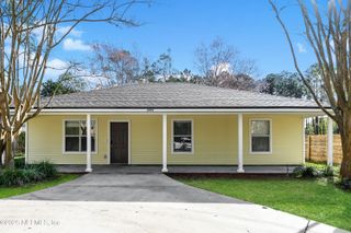 2975 BROUGHAM Avenue, Jacksonville, FL 32246