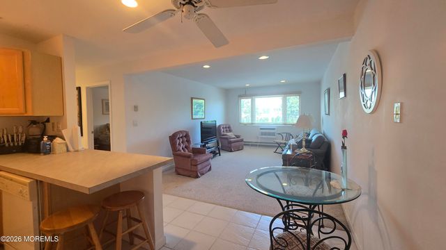 210 5th Avenue 29a, Belmar, NJ 07719