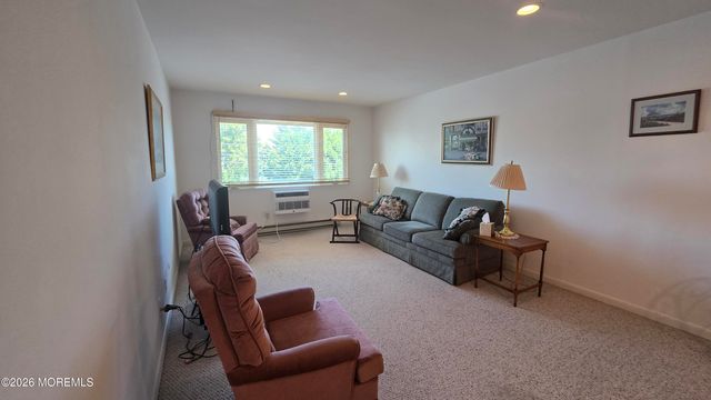 210 5th Avenue 29a, Belmar, NJ 07719