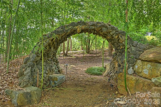 172 Tuckertown Road, New London, NC 28127
