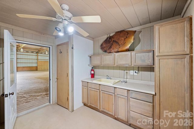 172 Tuckertown Road, New London, NC 28127