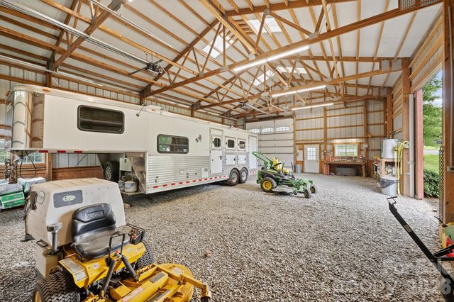 172 Tuckertown Road, New London, NC 28127