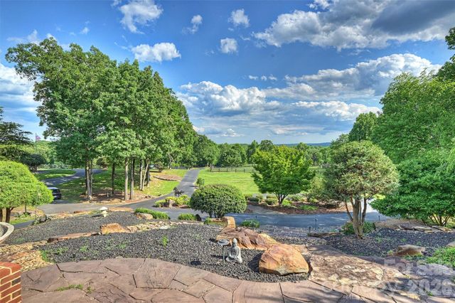 172 Tuckertown Road, New London, NC 28127