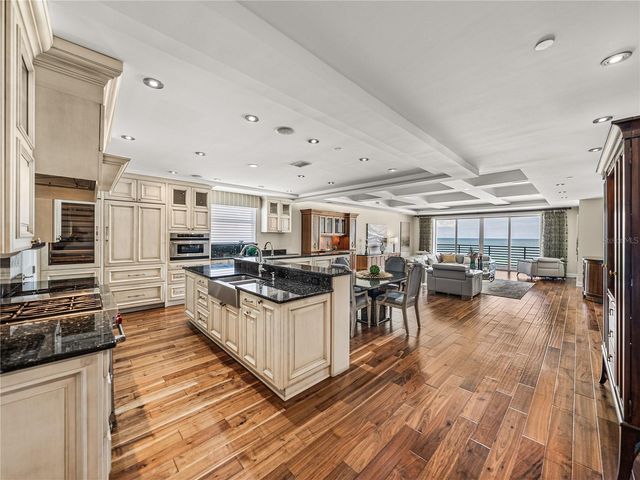 3910 GULF BOULEVARD 400, St Pete Beach, FL 33706