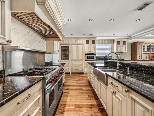 3910 GULF BOULEVARD 400, St Pete Beach, FL 33706