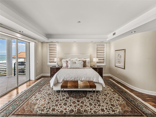 3910 GULF BOULEVARD 400, St Pete Beach, FL 33706