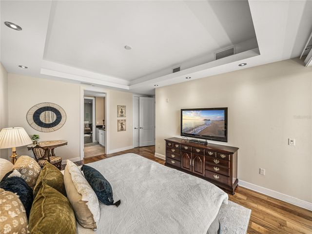 3910 GULF BOULEVARD 400, St Pete Beach, FL 33706