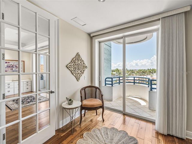 3910 GULF BOULEVARD 400, St Pete Beach, FL 33706