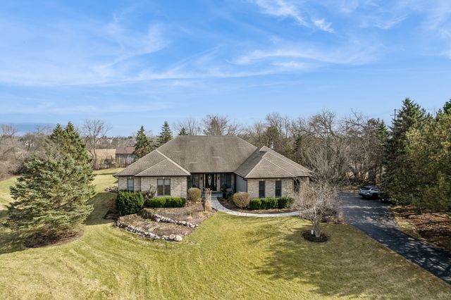 24963 N Abbey Glenn Drive, Hawthorn Woods, IL 60047