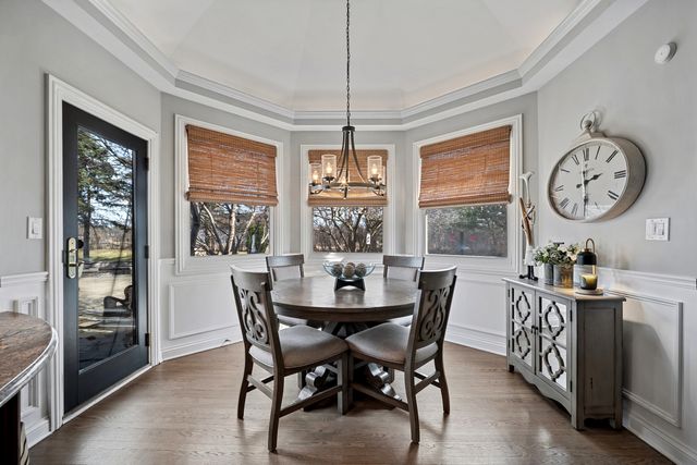 24963 N Abbey Glenn Drive, Hawthorn Woods, IL 60047