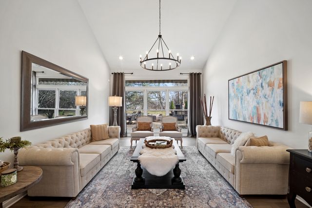 24963 N Abbey Glenn Drive, Hawthorn Woods, IL 60047