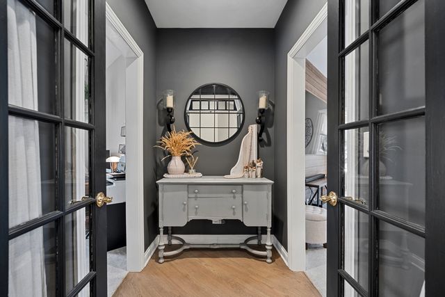 24963 N Abbey Glenn Drive, Hawthorn Woods, IL 60047