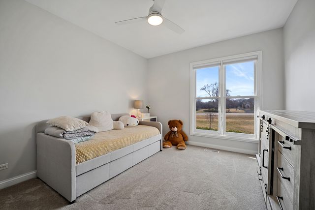 24963 N Abbey Glenn Drive, Hawthorn Woods, IL 60047