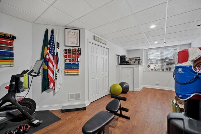 24963 N Abbey Glenn Drive, Hawthorn Woods, IL 60047