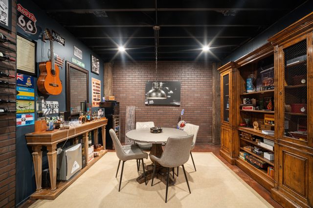 24963 N Abbey Glenn Drive, Hawthorn Woods, IL 60047