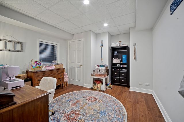 24963 N Abbey Glenn Drive, Hawthorn Woods, IL 60047