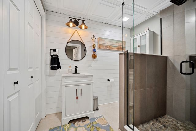 24963 N Abbey Glenn Drive, Hawthorn Woods, IL 60047