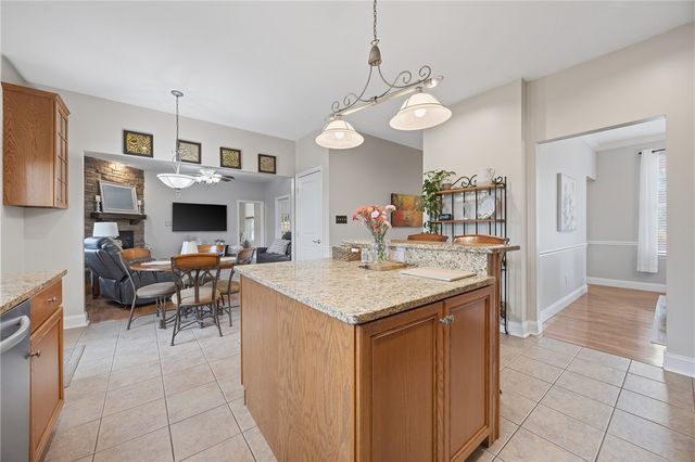 4041 Rustic Woods Dr, Jefferson Hills, PA 15025
