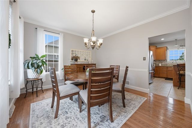 4041 Rustic Woods Dr, Jefferson Hills, PA 15025