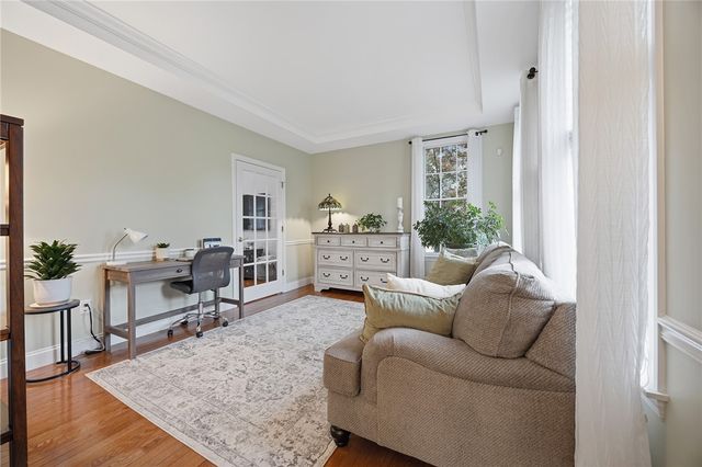 4041 Rustic Woods Dr, Jefferson Hills, PA 15025