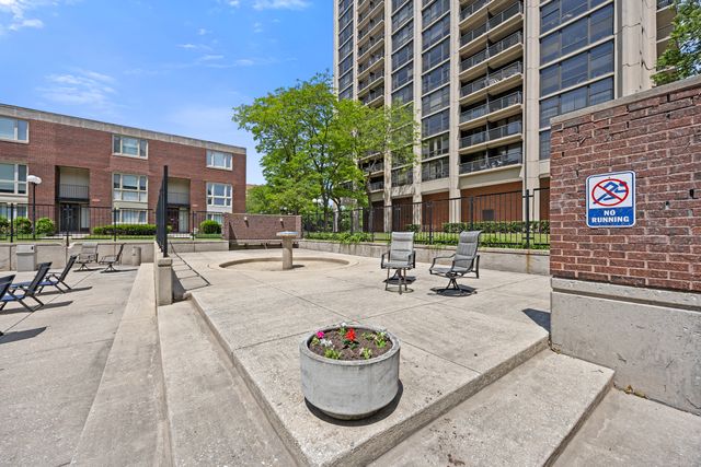 2605 S Indiana Avenue 1007, Chicago, IL 60616