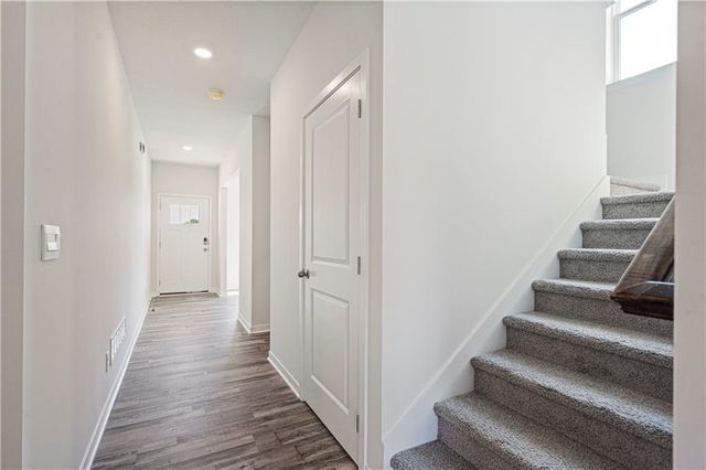 10306 Tuscany Parkway, Peculiar, MO 64078