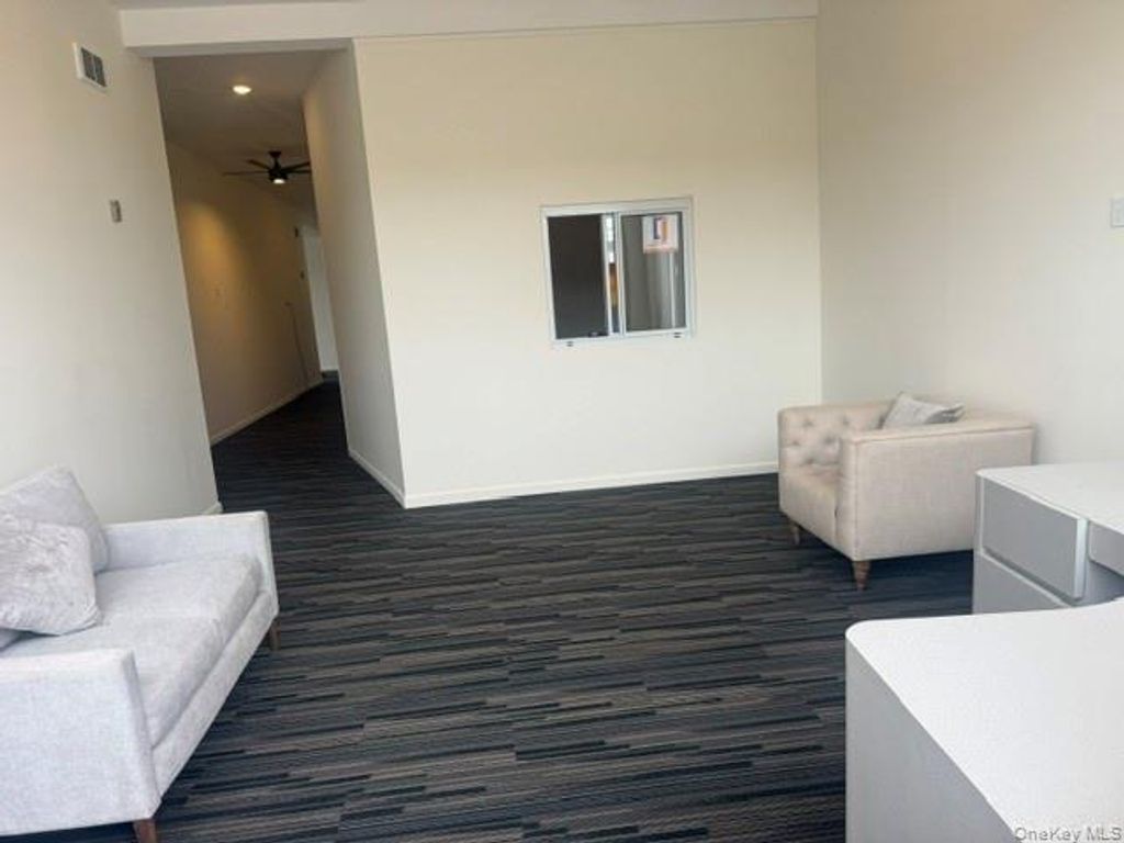391 Long Beach Road Apartment 11, Island Park, NY 11558 — photo 2