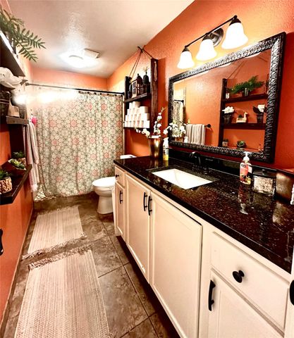 972 NW County Road 2090, Corsicana, TX 75110