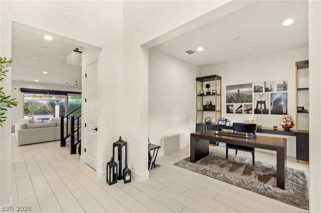 2158 Alto Vista Drive, Henderson, NV 89052
