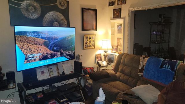 381 S SIMPSON ST, York, PA 17403