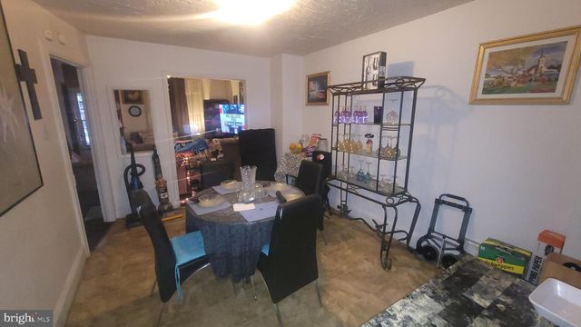 381 S SIMPSON ST, York, PA 17403