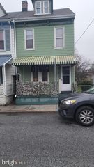 381 S SIMPSON ST, York, PA 17403