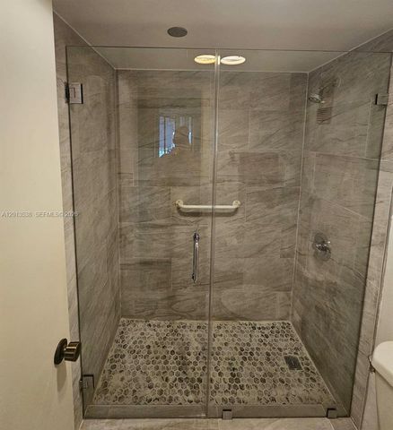900 Saint Charles Pl 520, Pembroke Pines, FL 33026