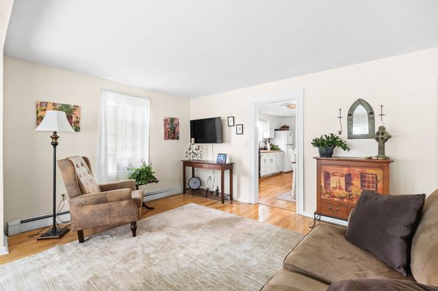 187 Low St 1, Newburyport, MA 01950