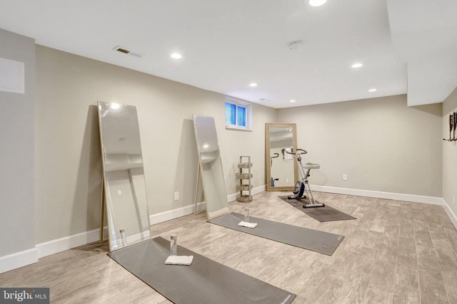 6940 CAVALIER TRL, Falls Church, VA 22042