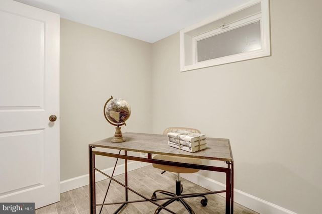 6940 CAVALIER TRL, Falls Church, VA 22042