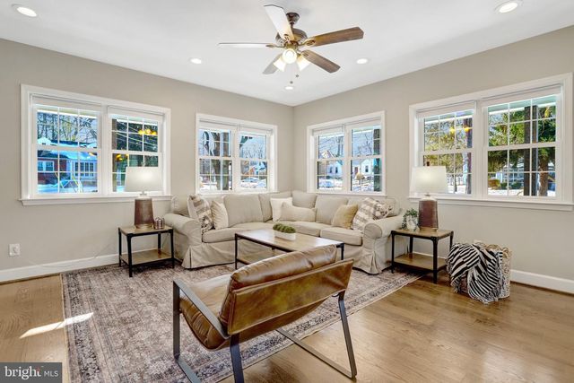 6940 CAVALIER TRL, Falls Church, VA 22042