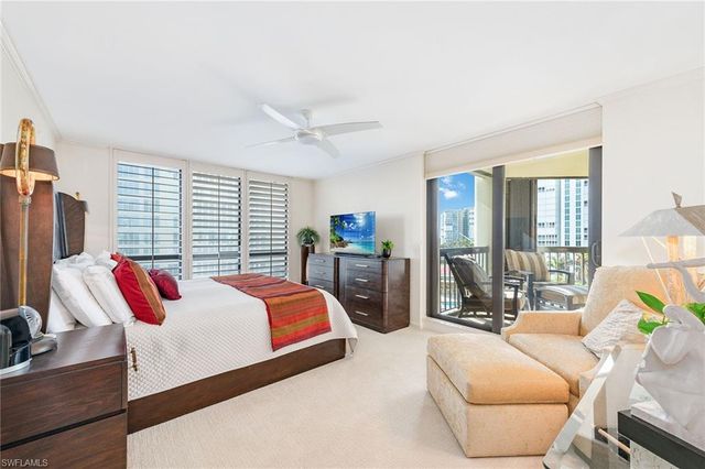 4551 Gulf Shore BLVD N 706, Naples, FL 34103