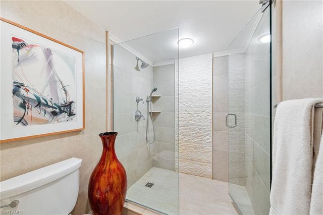 4551 Gulf Shore BLVD N 706, Naples, FL 34103