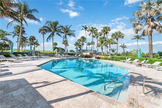 4551 Gulf Shore BLVD N 706, Naples, FL 34103