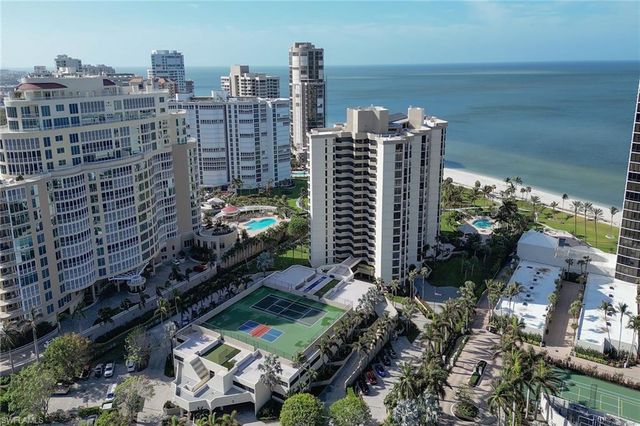 4551 Gulf Shore BLVD N 706, Naples, FL 34103
