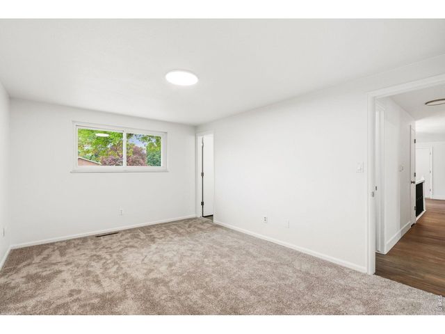 1244 Tupelo Dr, Loveland, CO 80538