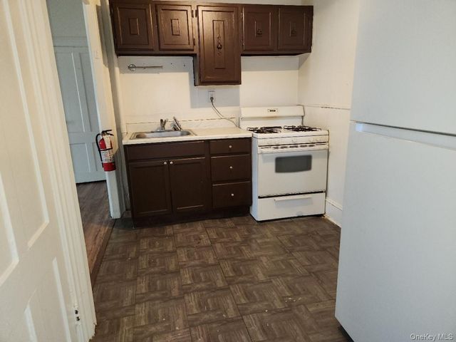 180 W Main Street 6, Middletown, NY 10940