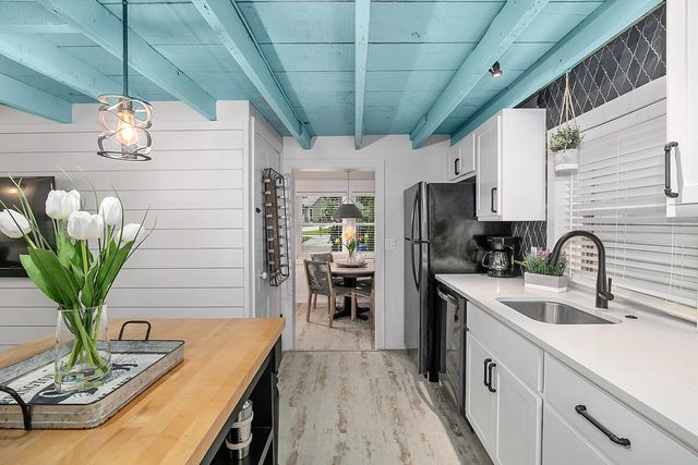 748 Holland Street, Saugatuck, MI 49453