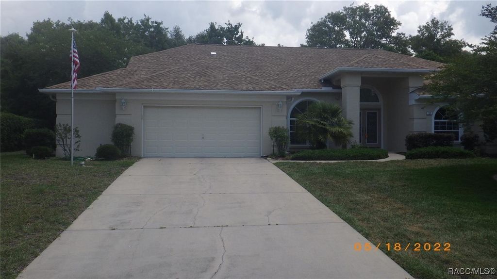 17 GOURDS Court E, Homosassa, FL 34446