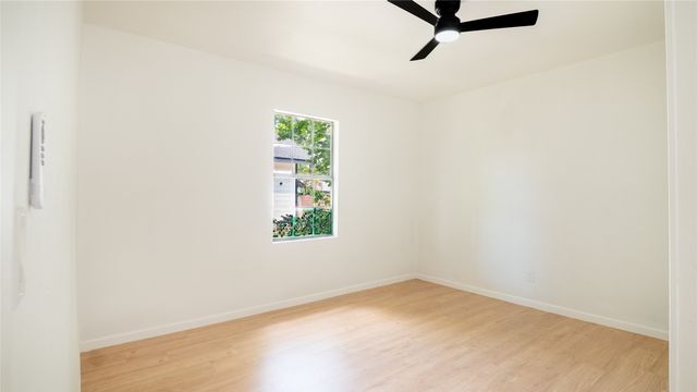 3416 Thannisch Avenue, Fort Worth, TX 76105